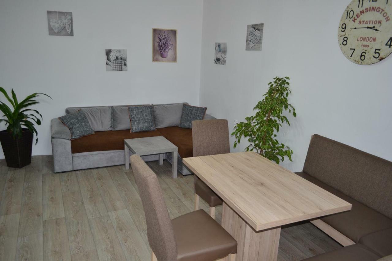 Apartman Jarka Bodice Exterior photo